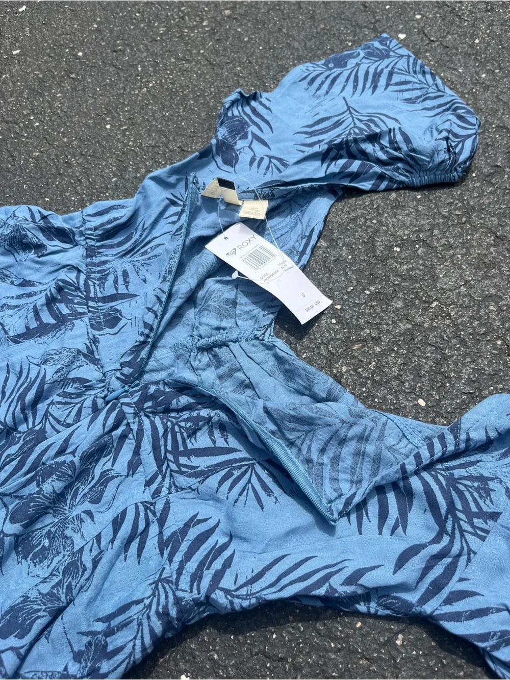 NWT Women’s Roxy Blue Floral Leaf Dress - Size Small - Picture 6 of 10
